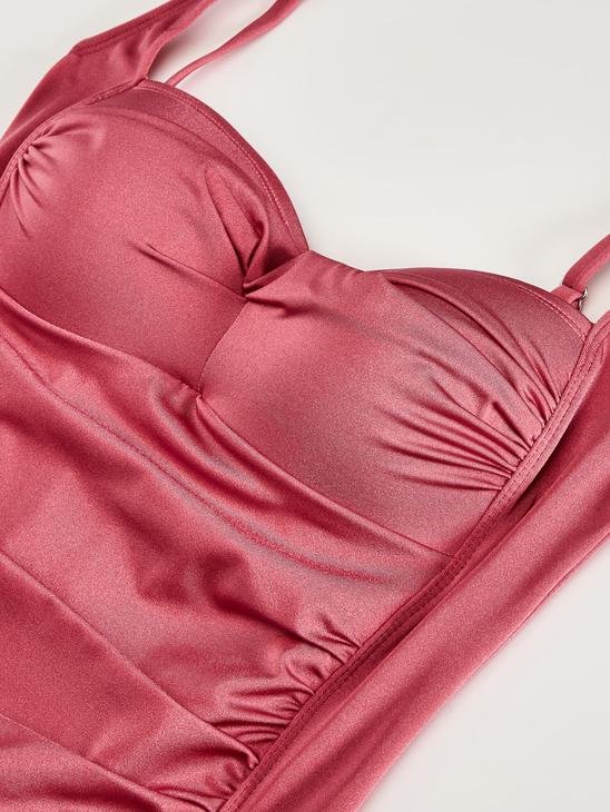 Guide: Find the Perfect Swimsuit in Egypt for your Body-Type