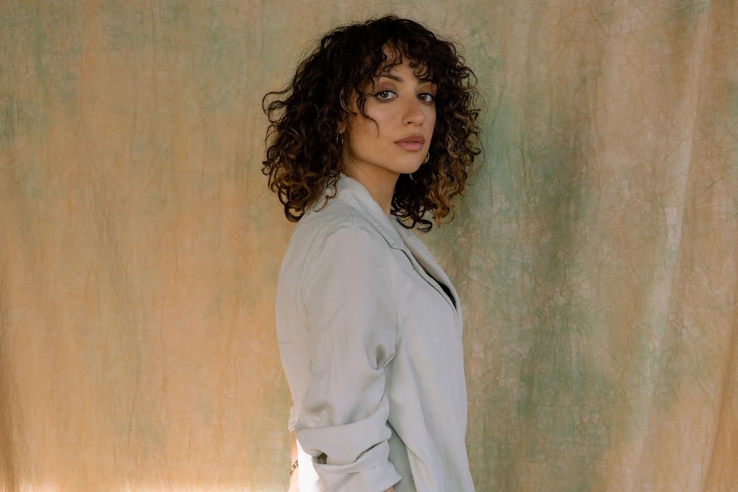 Rosaline Elbay Stars in Netflix's New Series "Kaleidoscope"