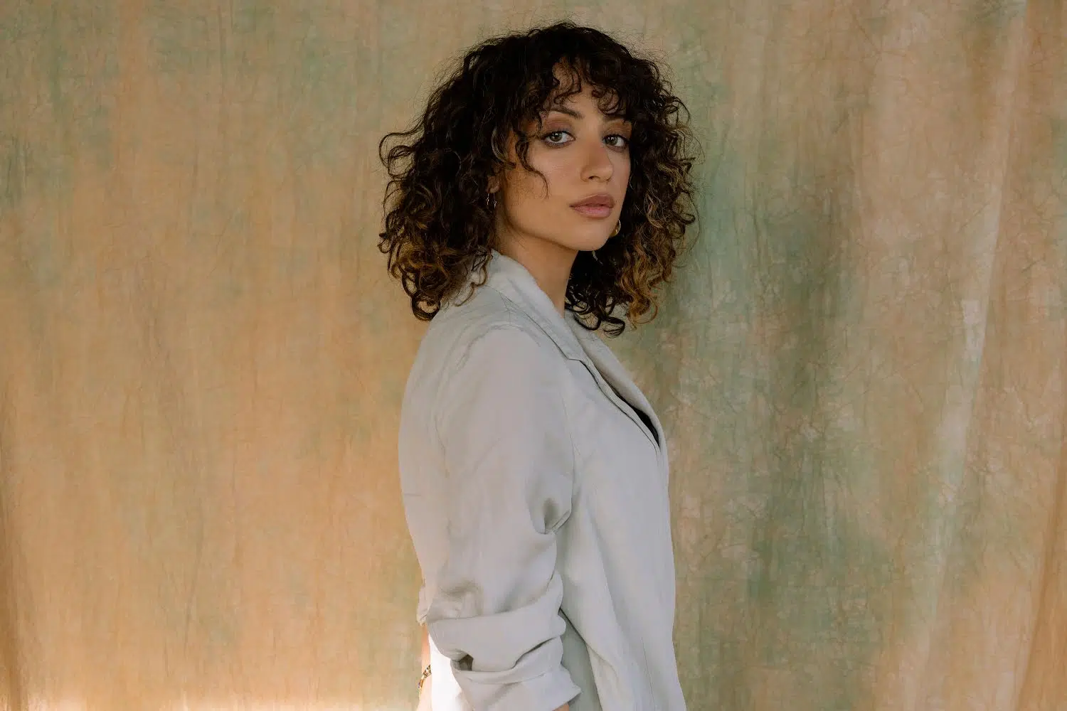 Rosaline Elbay Stars in Netflix's New Series "Kaleidoscope" Rosaline Elbay Stars in Netflix's New Series "Kaleidoscope"