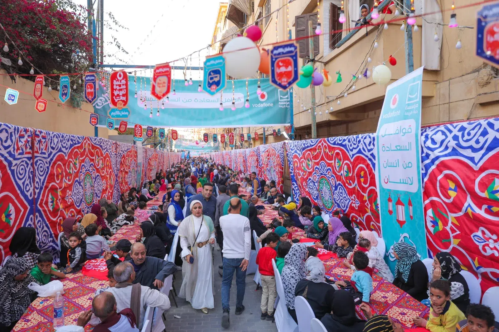 Celebrating 25 years in the Egyptian market: Vodafone Egypt strengthens its social responsibility and spreads joy Celebrating 25 years in the Egyptian market: Vodafone Egypt strengthens its social responsibility and spreads joy