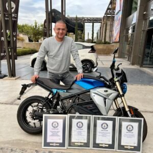 Egyptian Adventurer Ali Abdo Embarks on "Journey to COP29" to Raise Climate Change Awareness WhatsApp Image 2024 09 16 at 11.26.03 AM(1)