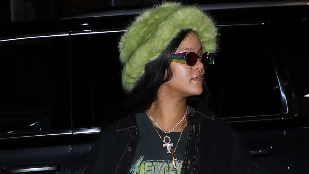 Fashion Faux Pas We’ll Gladly Leave in 2024, And Alternative 2025 Styles! Fashion Faux Pas We’ll Gladly Leave in 2024