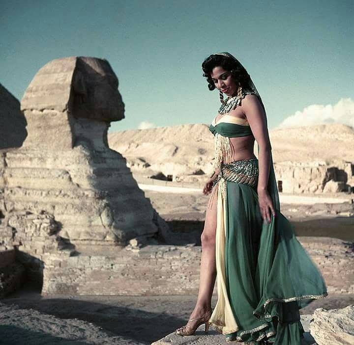 Dina’s Belly Dancing Academy Isn’t the Scandal. The Scandal Is How We Treat Egyptian Heritage samia gamal at the pyrmaids