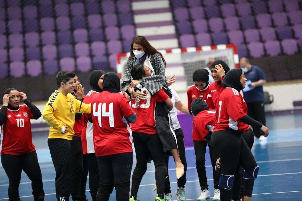 Handball player Shaimaa El Sawy Kashkosh wins the League Cup with UAE club Al-Jazira
